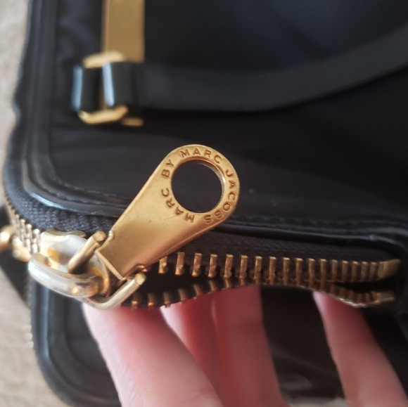 Marc by Marc Jacobs handbag - Picture 3 of 13